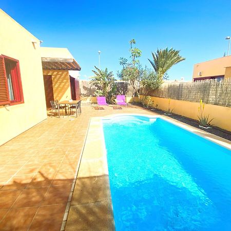 Villa Marlau Con Piscina Privada La Oliva Eksteriør bilde