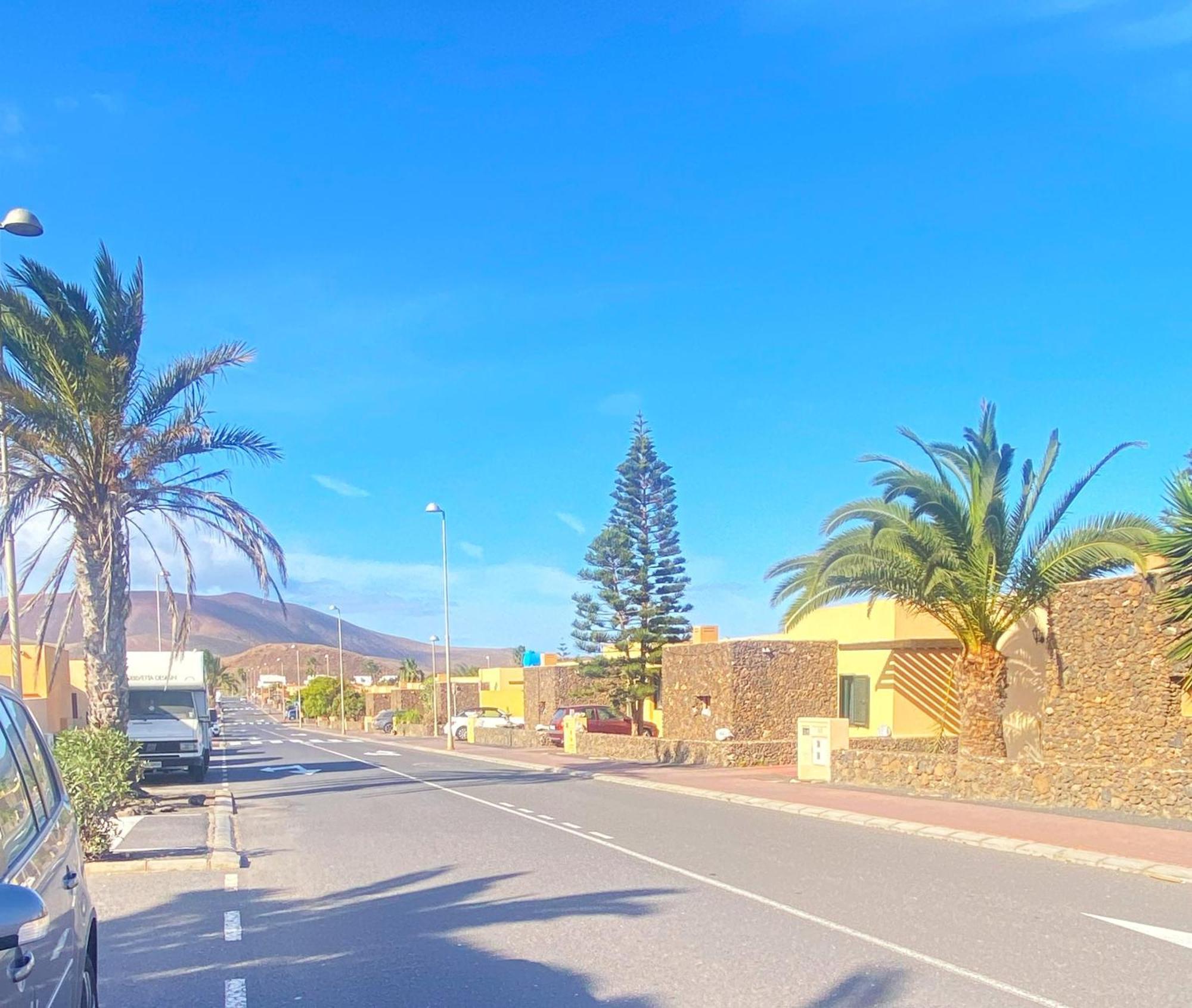 Villa Marlau Con Piscina Privada La Oliva Eksteriør bilde