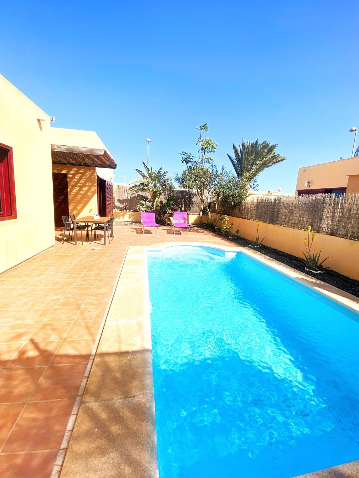Villa Marlau Con Piscina Privada La Oliva Eksteriør bilde